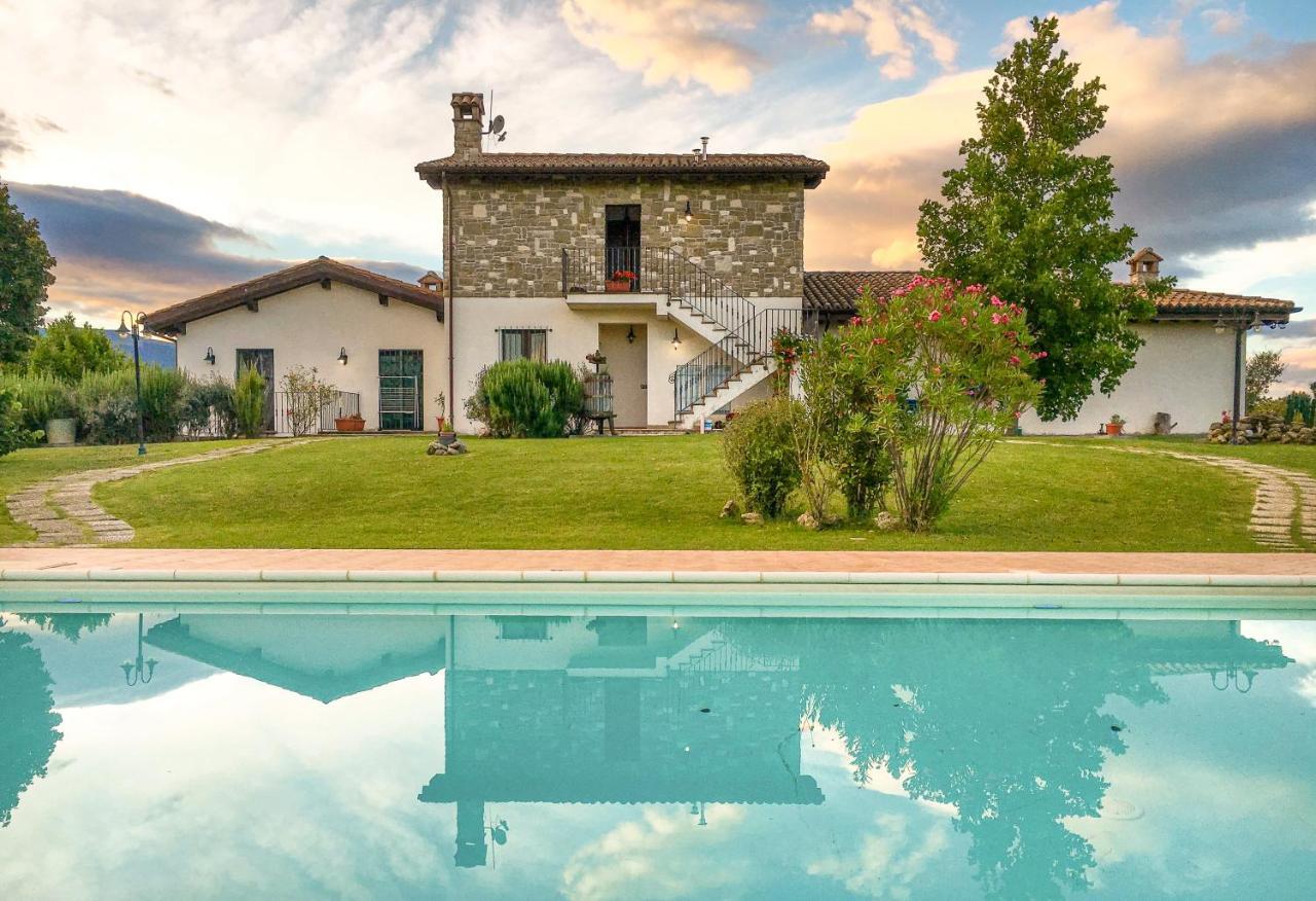 B&B Villa Barbarossa Petrignano Екстериор снимка
