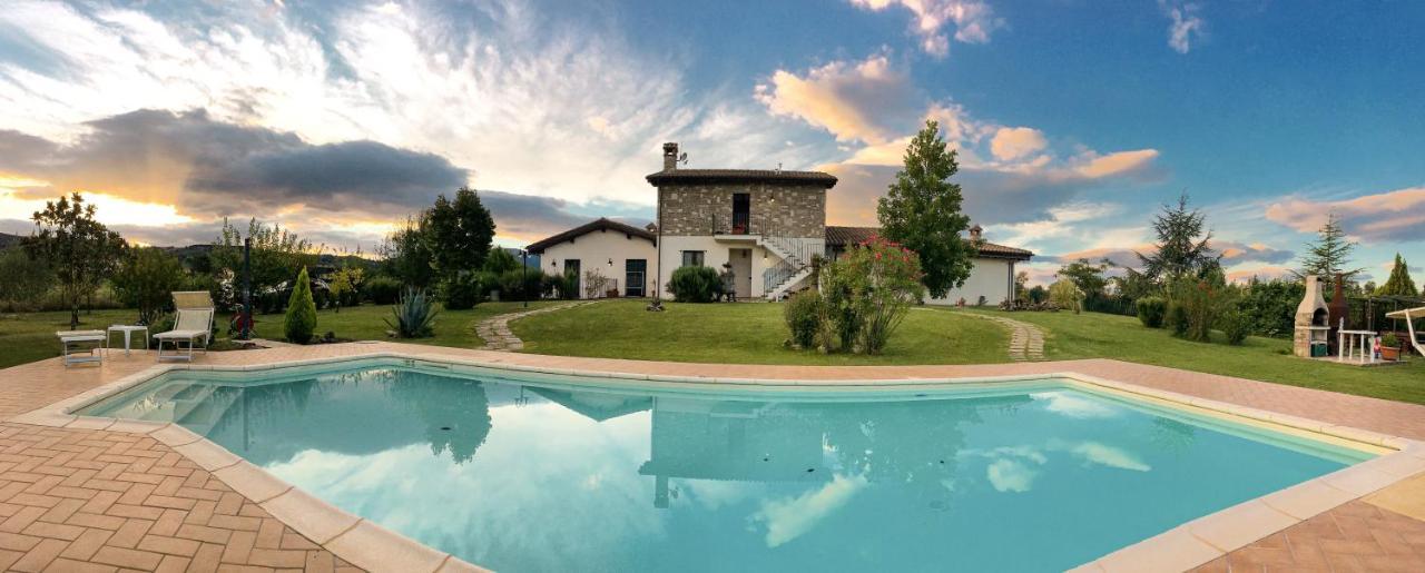 B&B Villa Barbarossa Petrignano Екстериор снимка